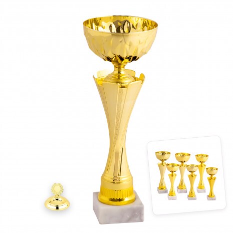 Középkategóriás serleg Lara E