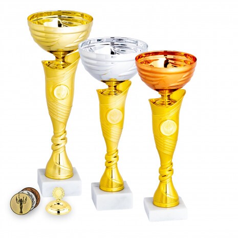 Középkategóriás serleg Linda C