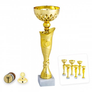 Középkategóriás serleg Livia B